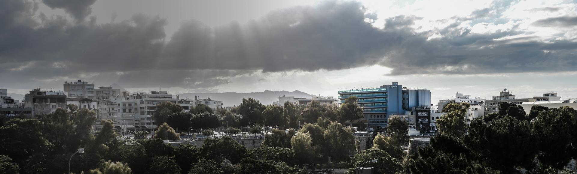 Skyline-uitzicht over de stad — Capsis Astoria Heraklion