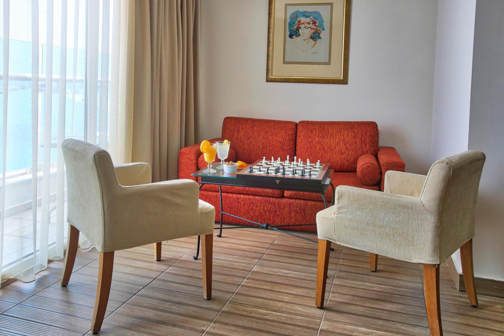 Suite met zithoek — Capsis Astoria Heraklion