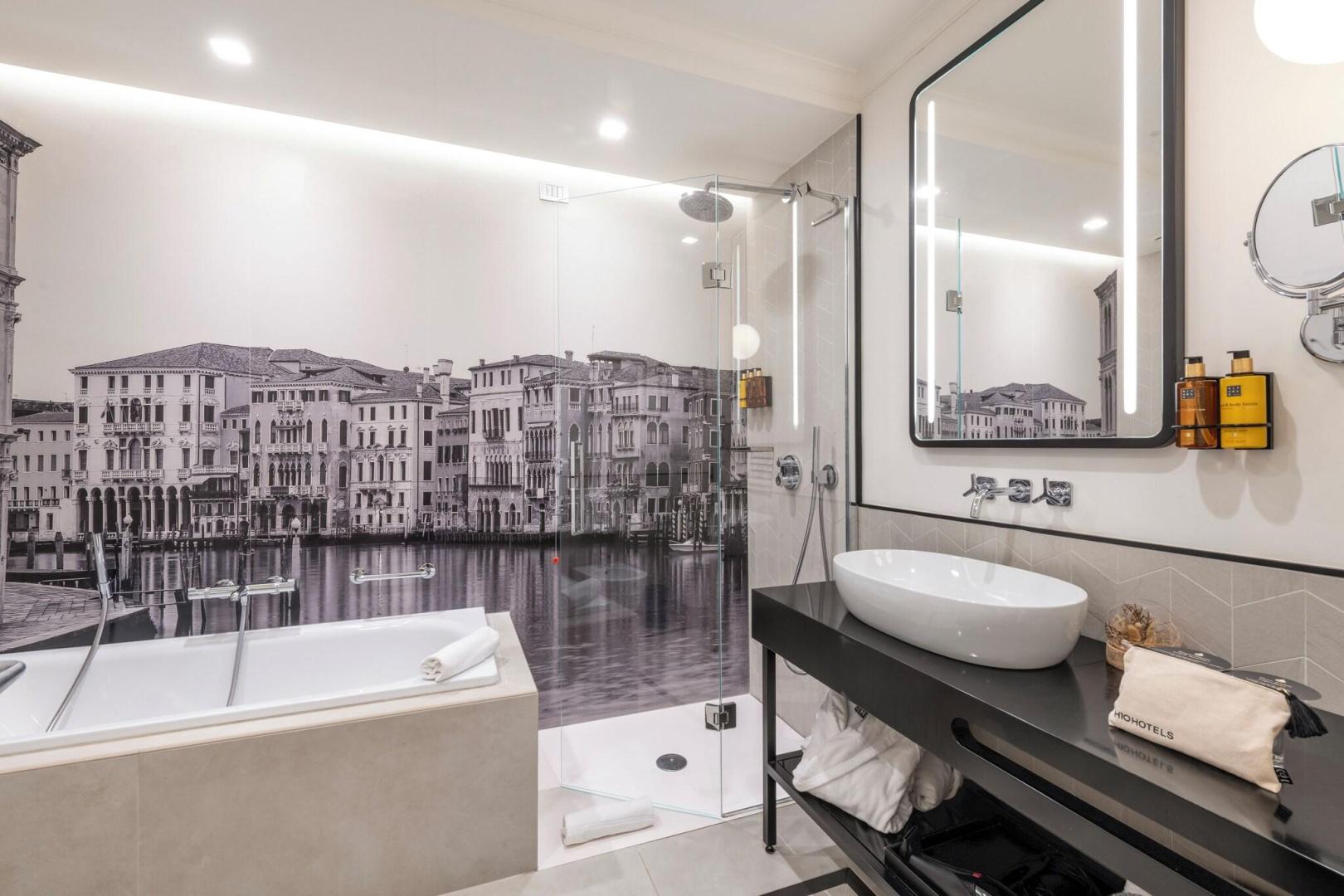H10 Palazzo Canova foto 43