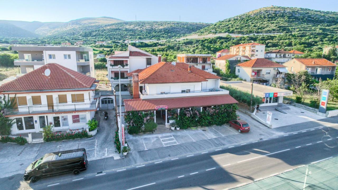 Trogirski Dvori foto 11