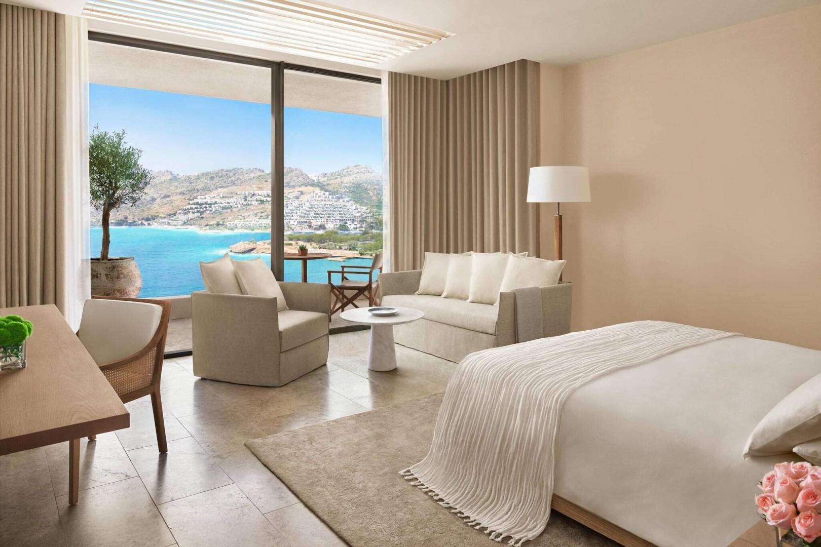Suite met zithoek — The Bodrum EDITION