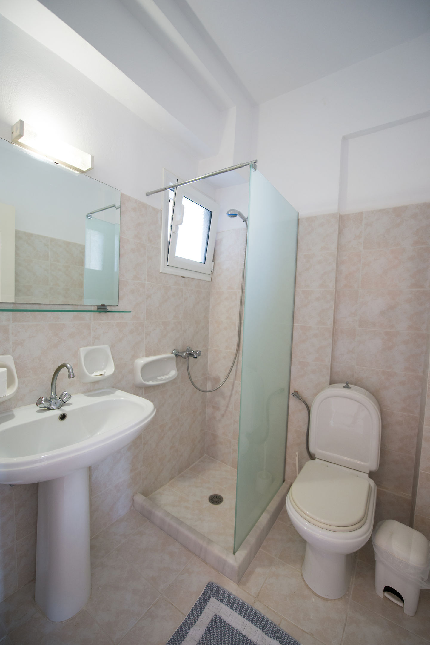 Christina Studios foto 21