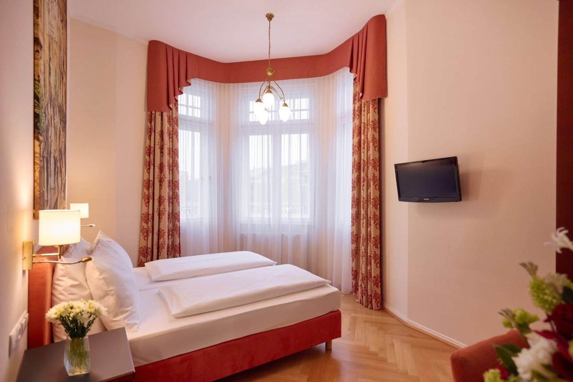 Hotel Johann Strauss image 1