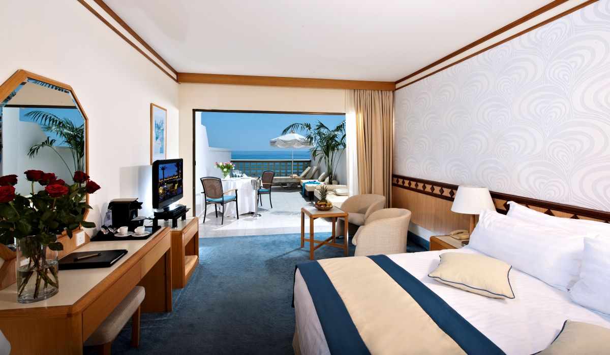 Constantinou Bros Athena Beach Hotel foto 289