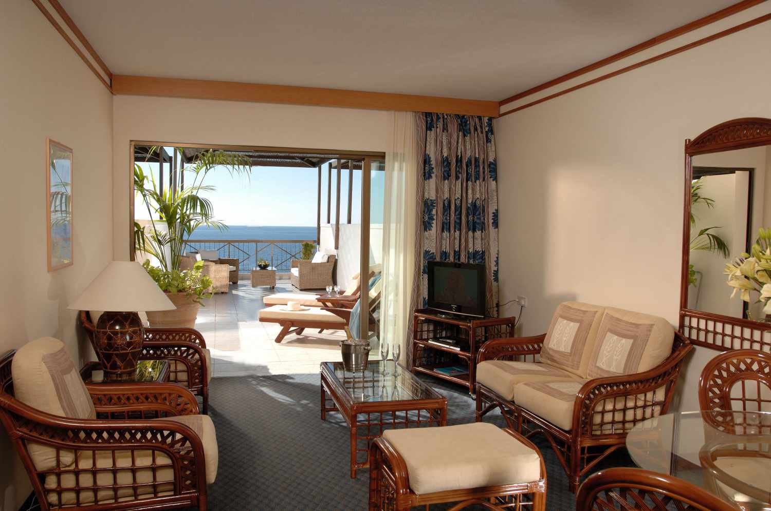 Constantinou Bros Athena Beach Hotel foto 243