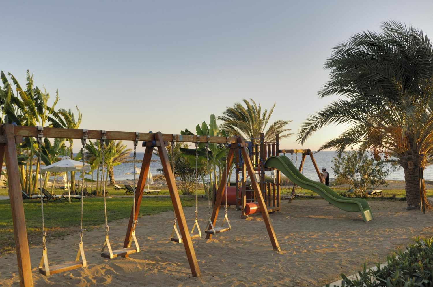 Constantinou Bros Athena Beach Hotel foto 310