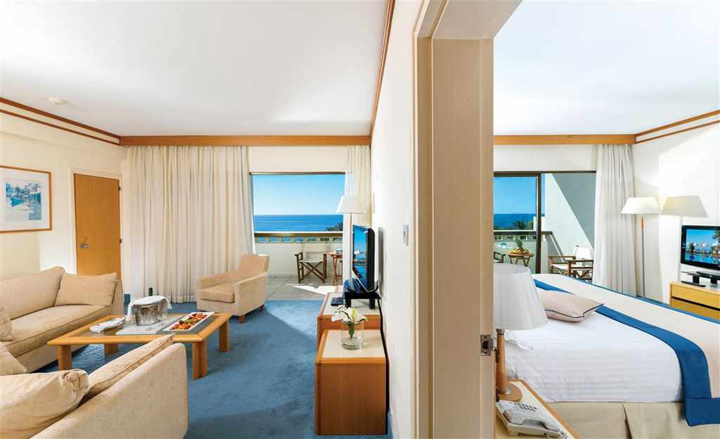 Constantinou Bros Athena Beach Hotel foto 324
