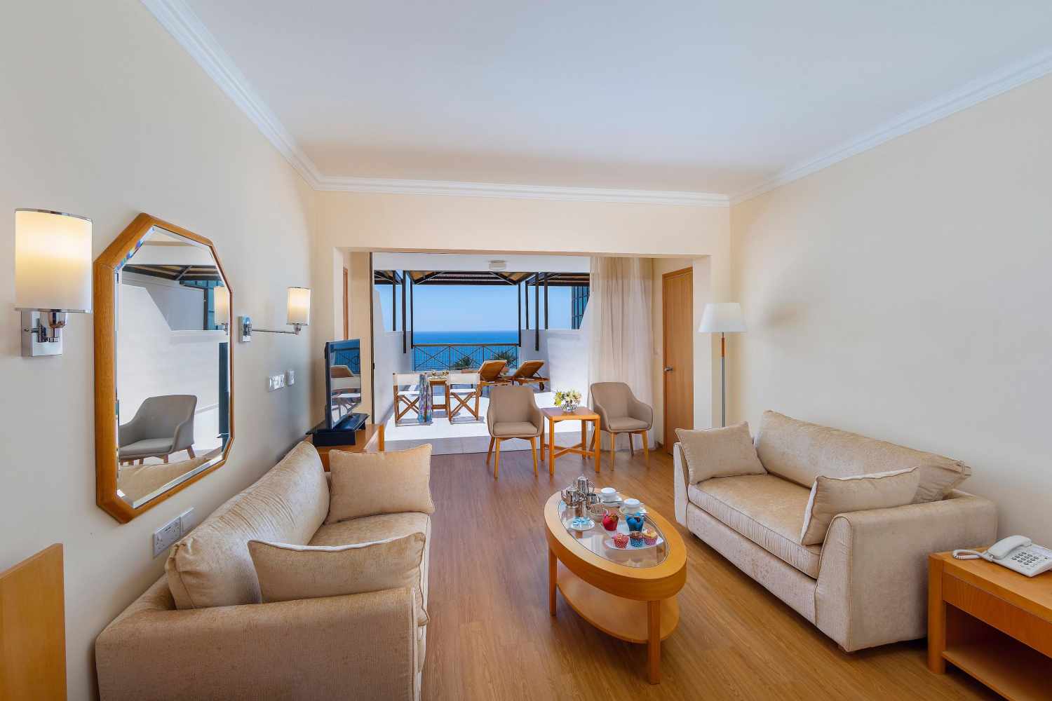 Constantinou Bros Athena Beach Hotel foto 222