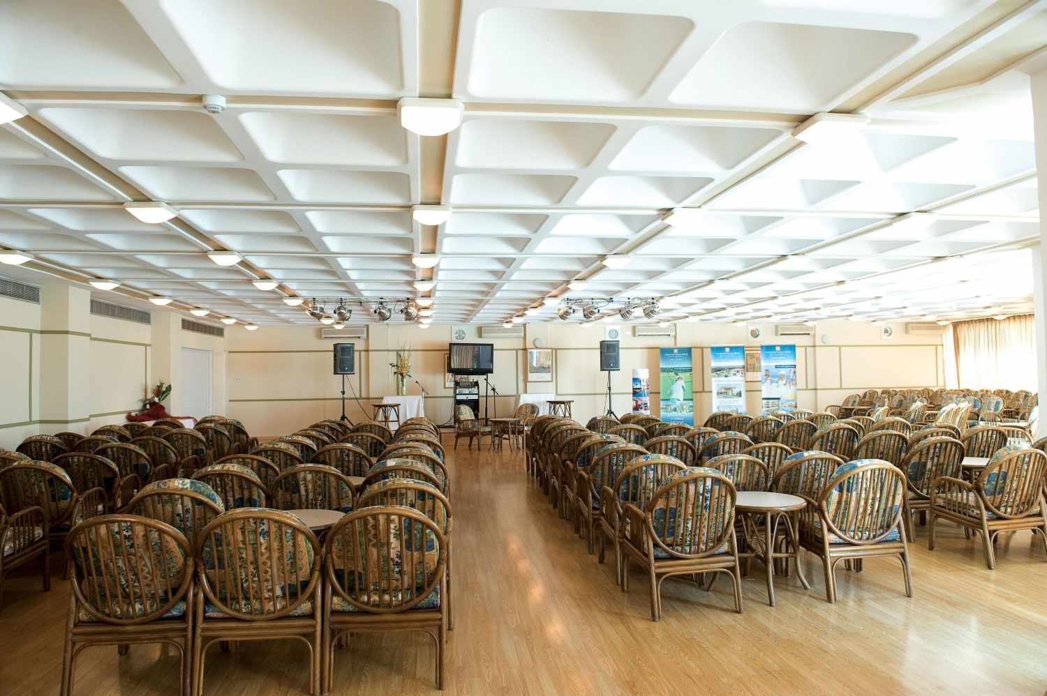 Constantinou Bros Athena Beach Hotel foto 186