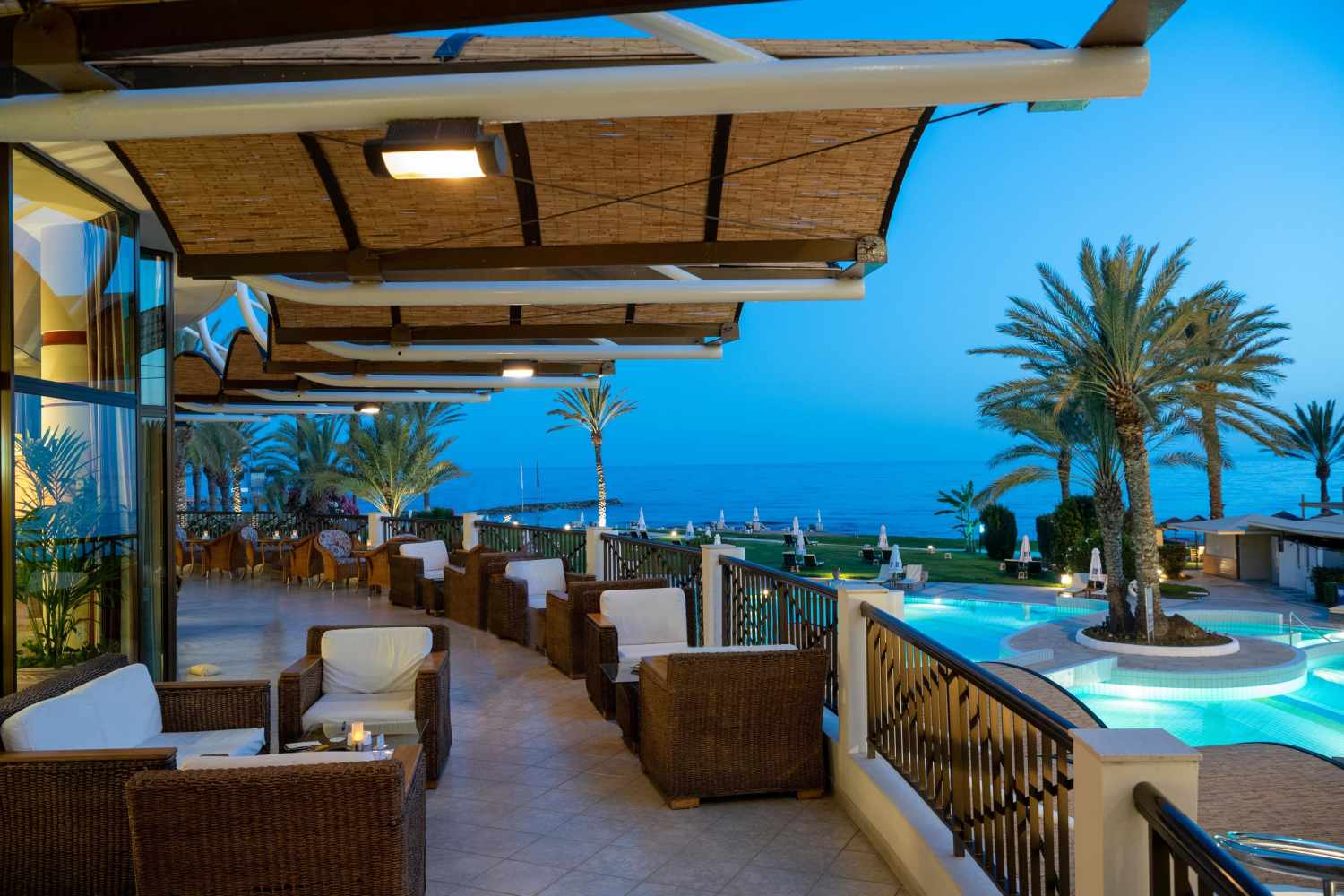 Constantinou Bros Athena Beach Hotel foto 103