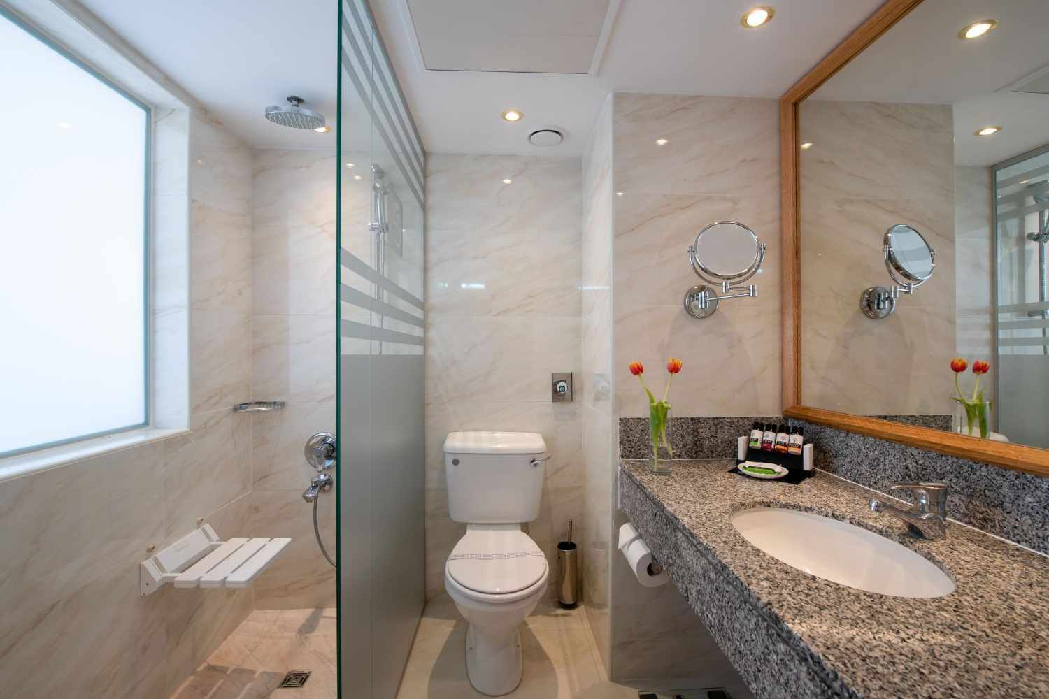 Constantinou Bros Athena Beach Hotel foto 122
