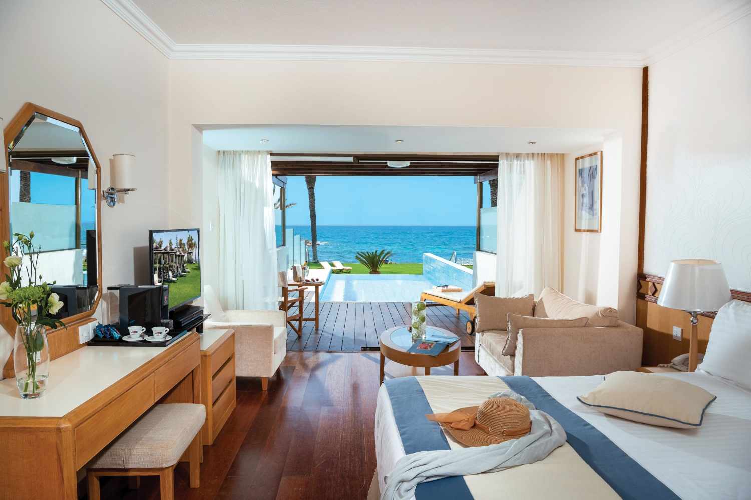 Constantinou Bros Athena Beach Hotel foto 126