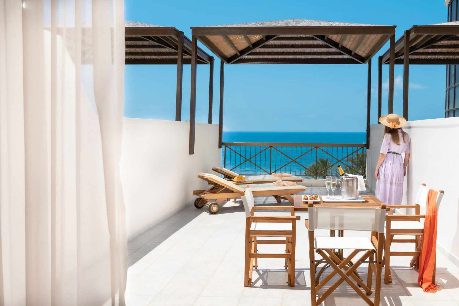 Constantinou Bros Athena Beach Hotel foto 130