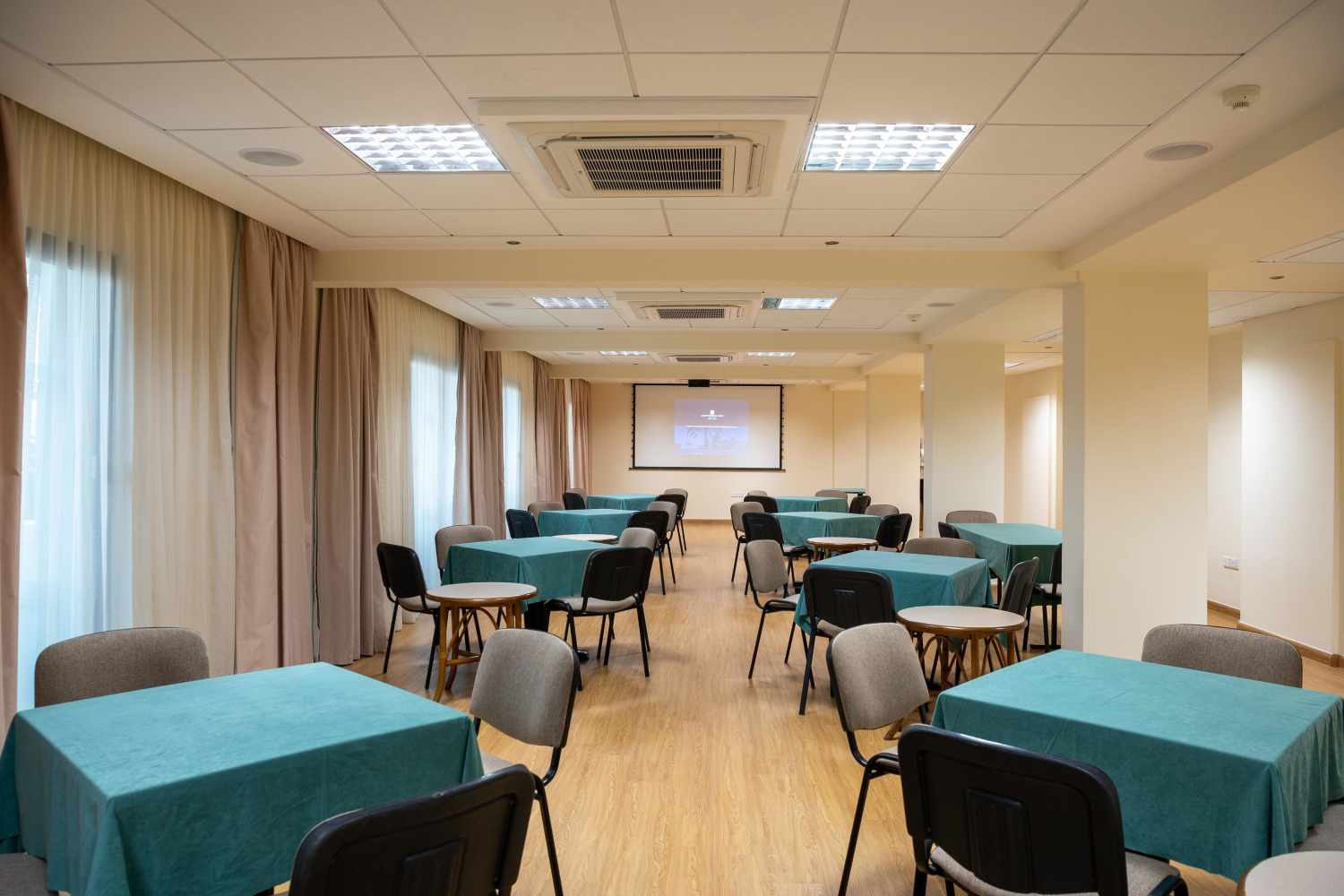 Constantinou Bros Athena Beach Hotel foto 145