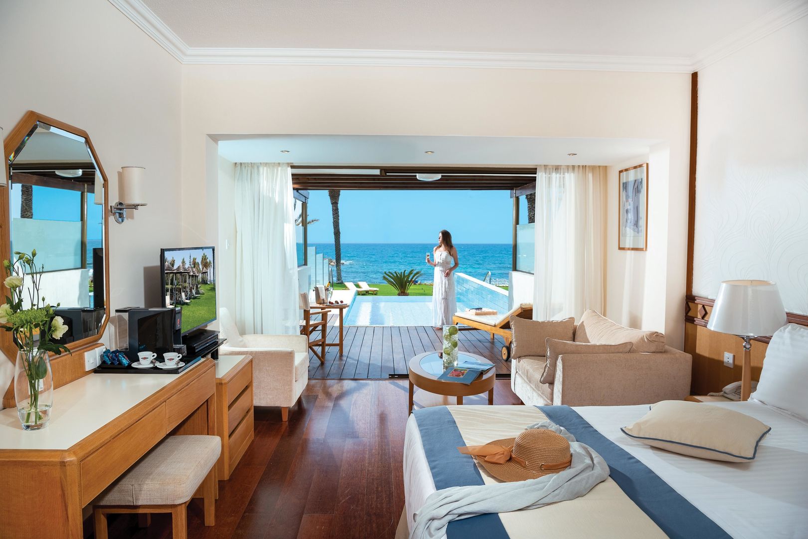 Constantinou Bros Athena Beach Hotel foto 18