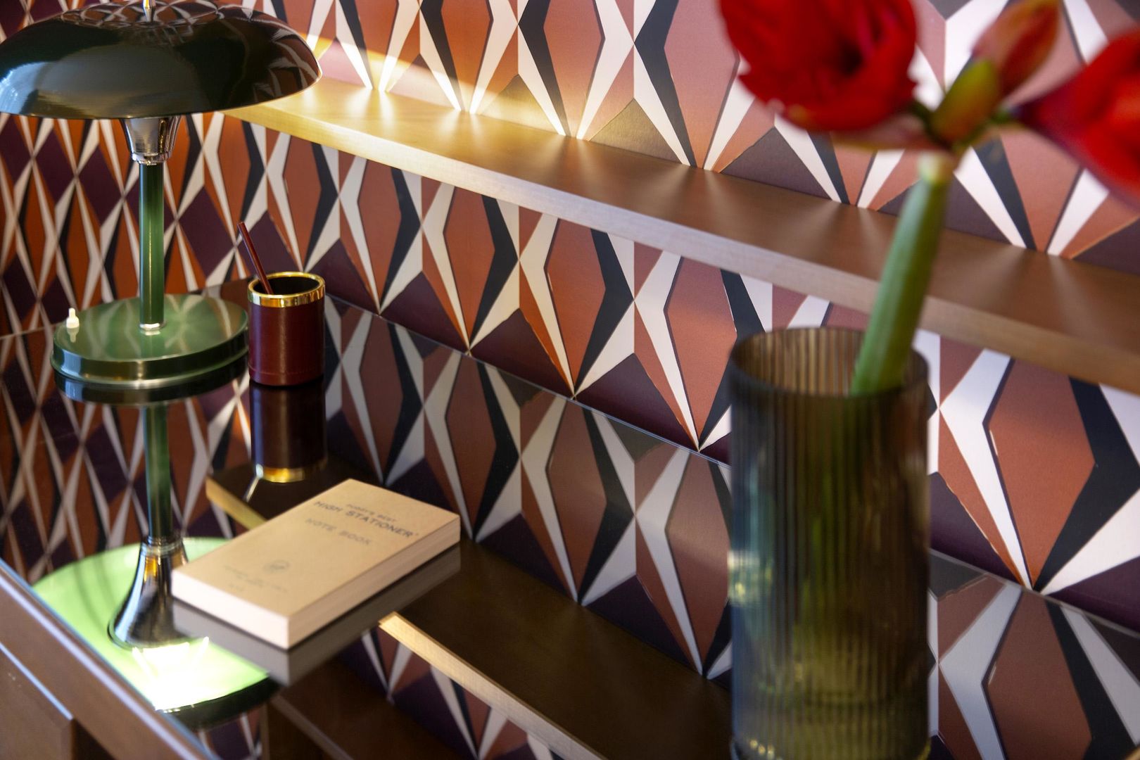 Brown Acropol image 1