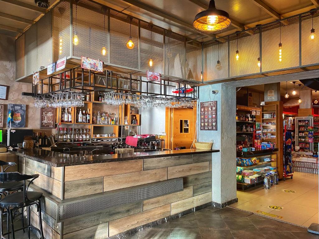 Leda Beach Hotel image 2