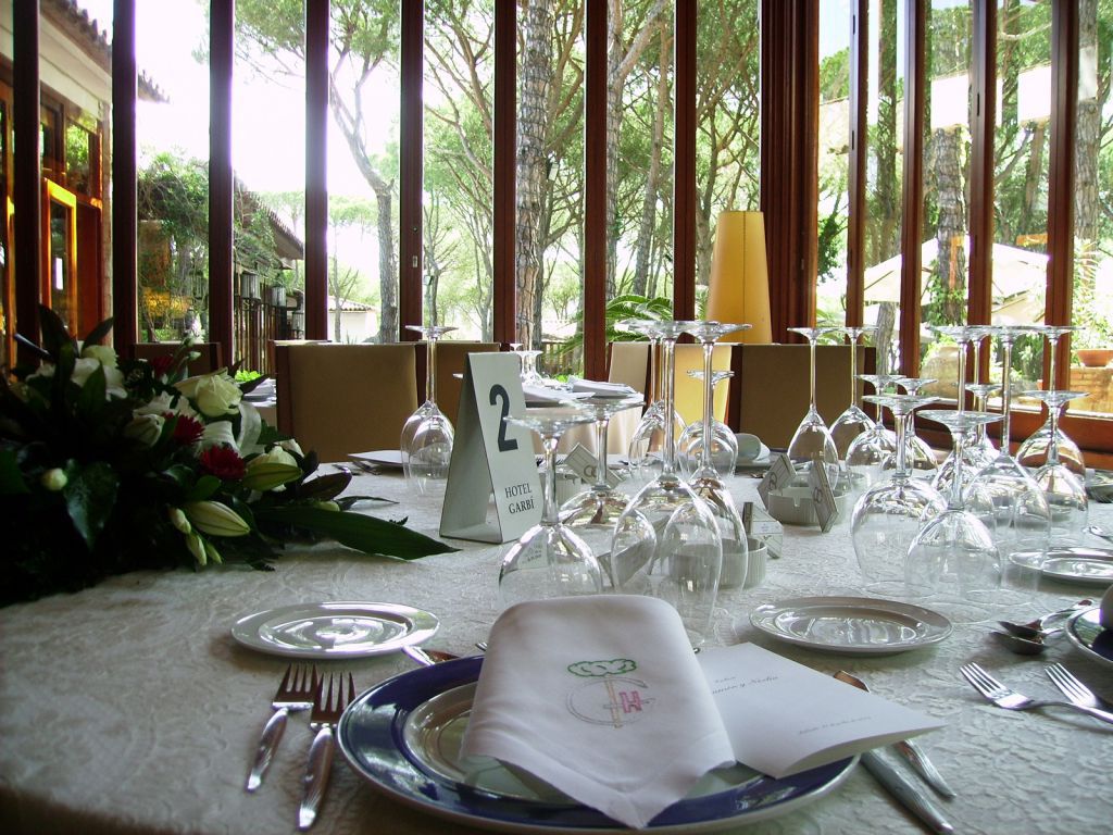 Hotel Garbí image 2