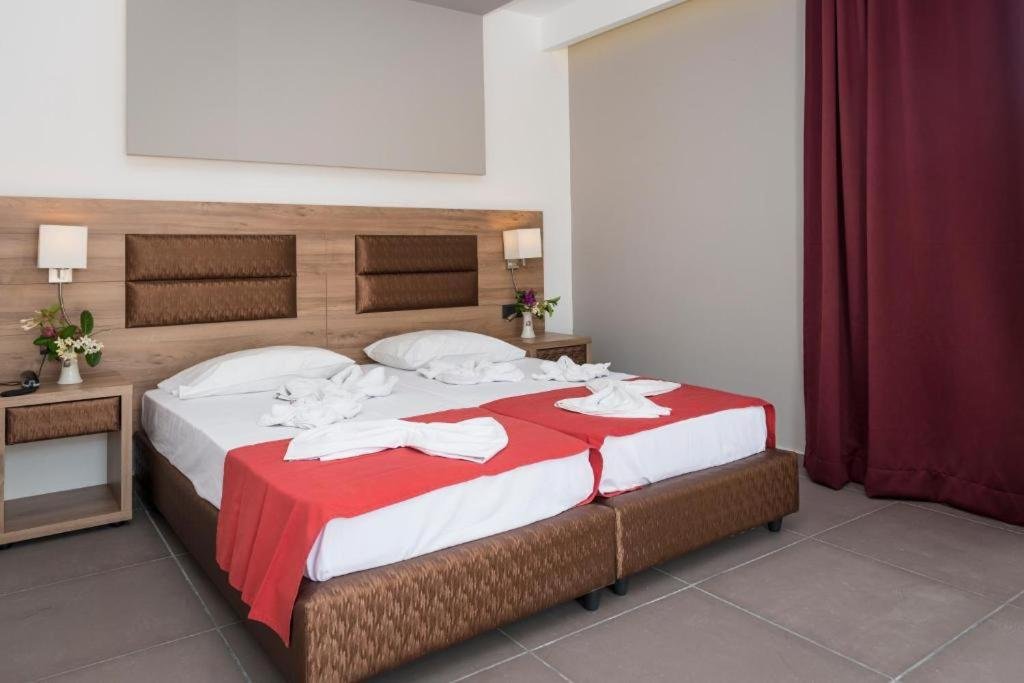 Porto Plazza Hotel image 2