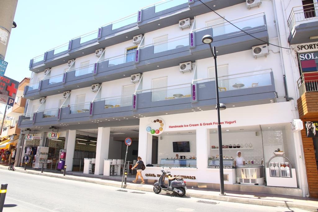 Porto Plazza Hotel image 1