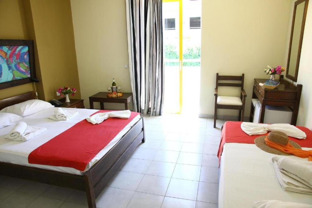 Porto Plazza Hotel image 1