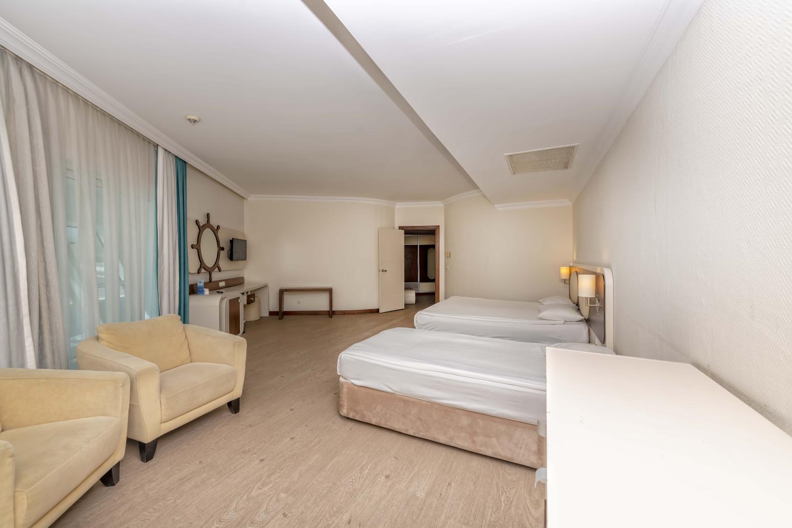 Transatlantik Hotel & Spa image 1