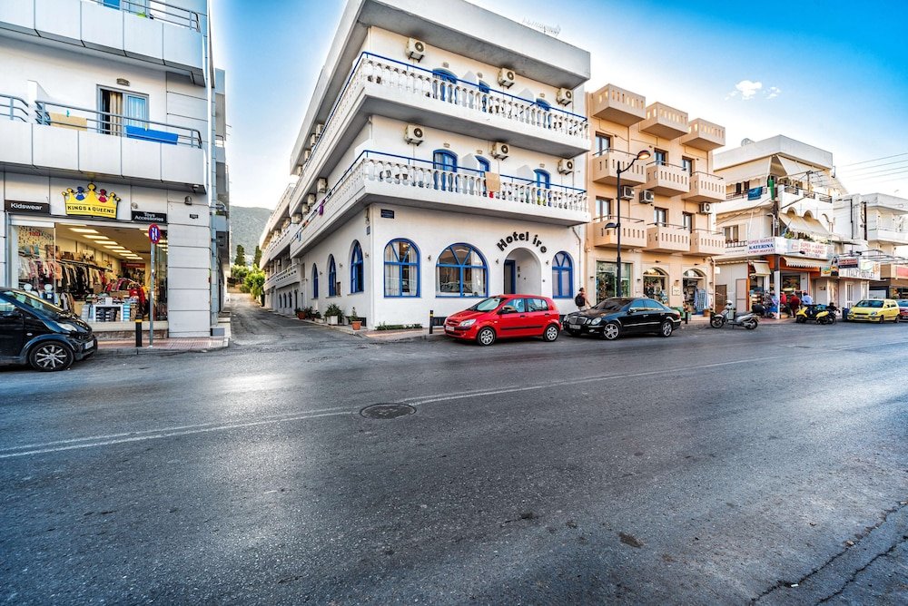 Iro Hotel - Adults Friendly image 2