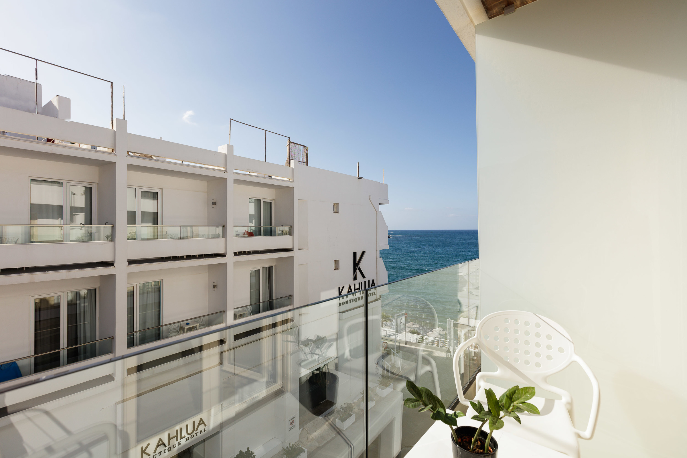 Kahlua Sea View Suites foto 3