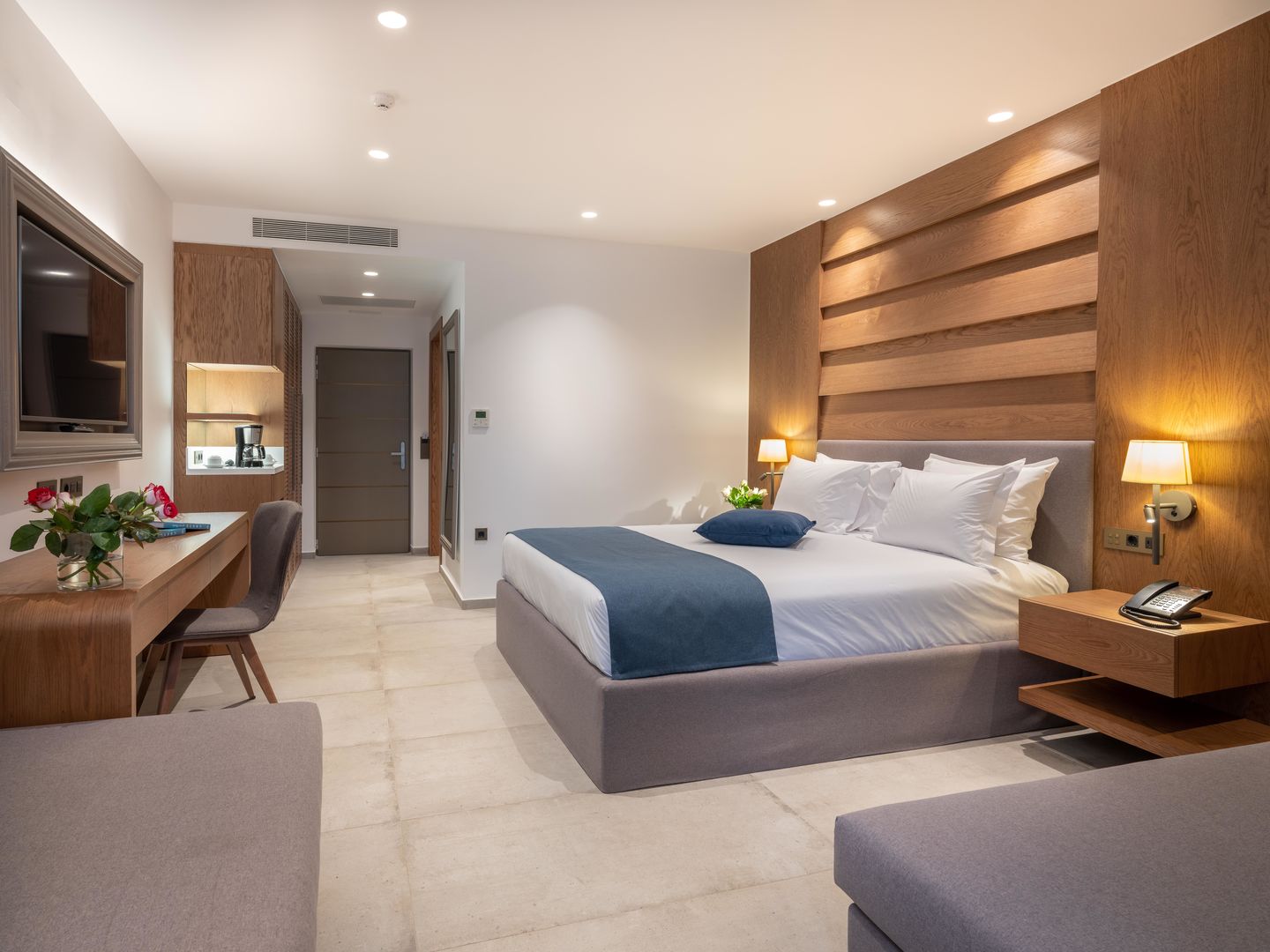 Nana Golden Beach image 2