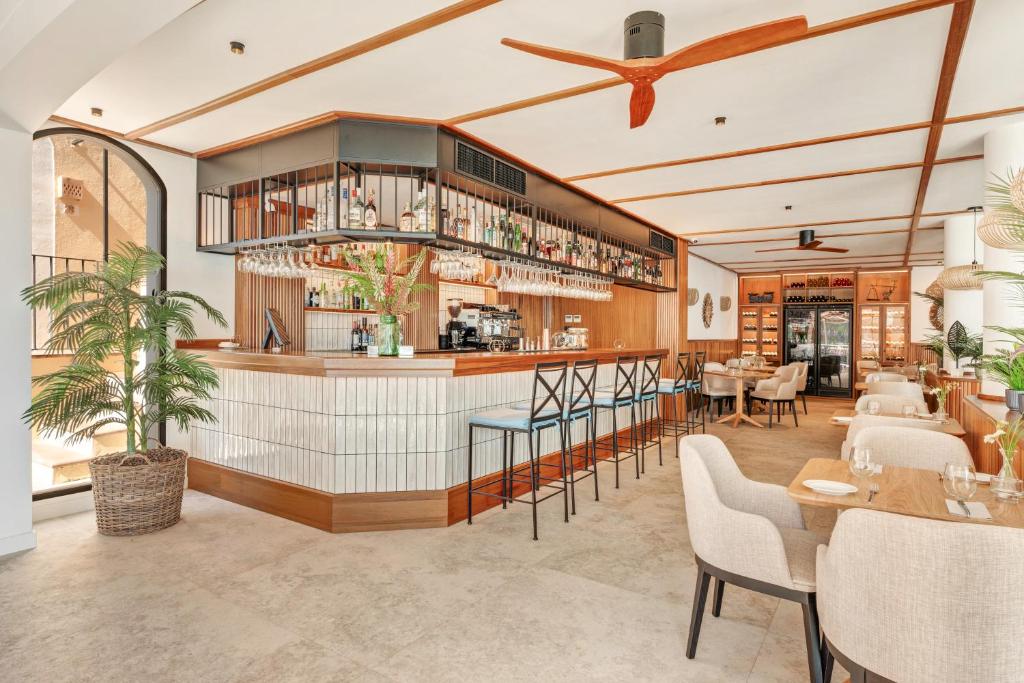 Bahia Suites image 3