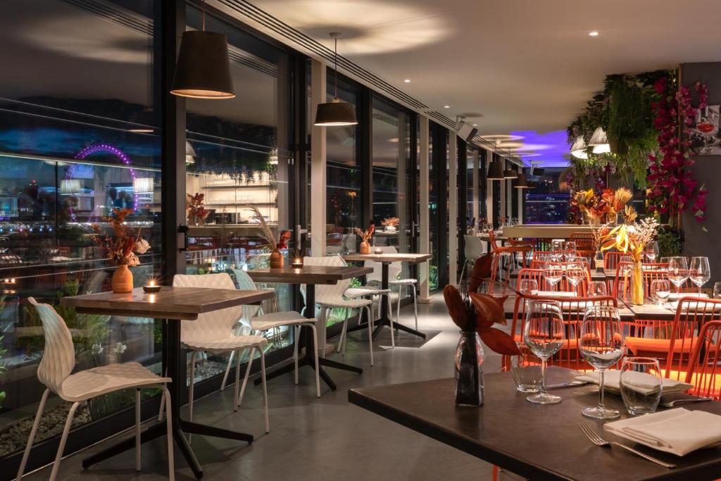 Assembly Hotel Leicester Square image 2