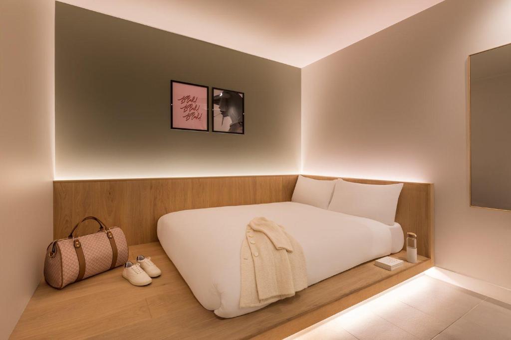 Assembly Hotel Leicester Square image 1