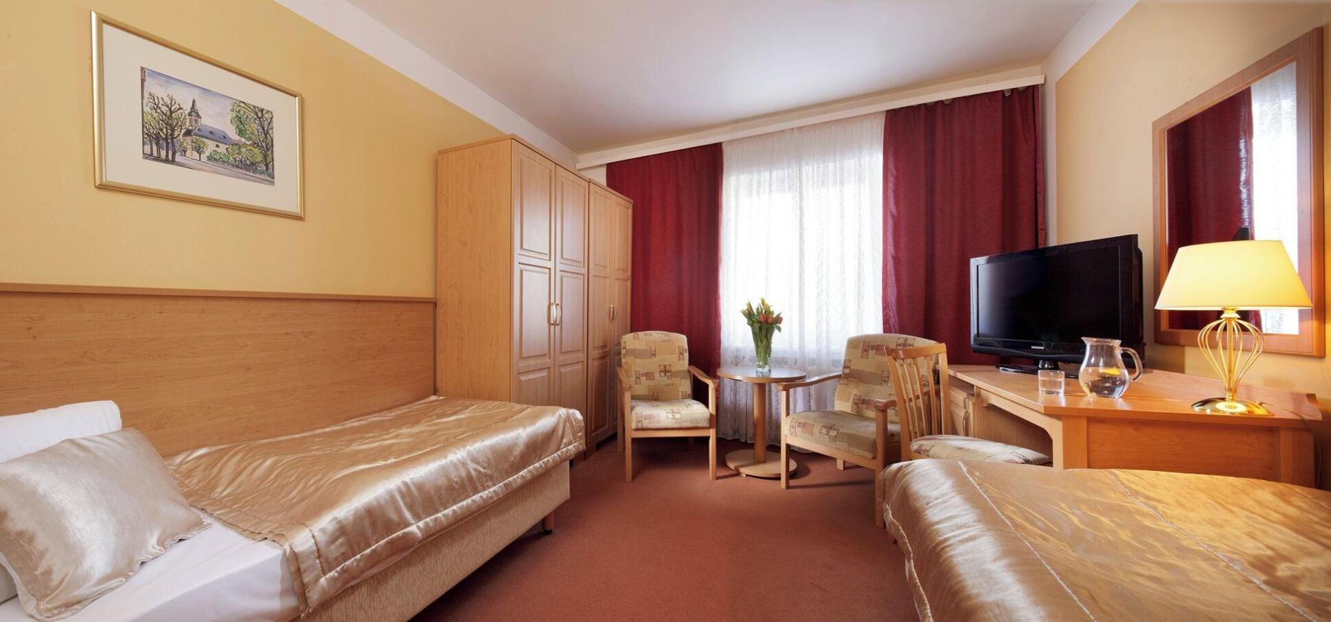 Lazensky Hotel Savoy foto 9