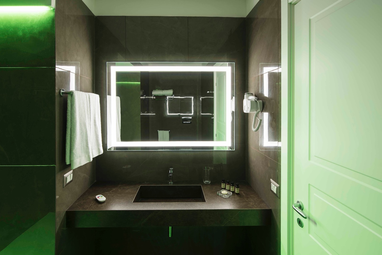 Caruso Place Boutique & Wellness Suites foto 17