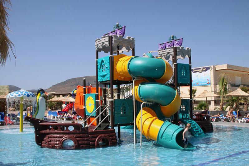 Stella Village Seaside Hotel in Analipsis - foto 5