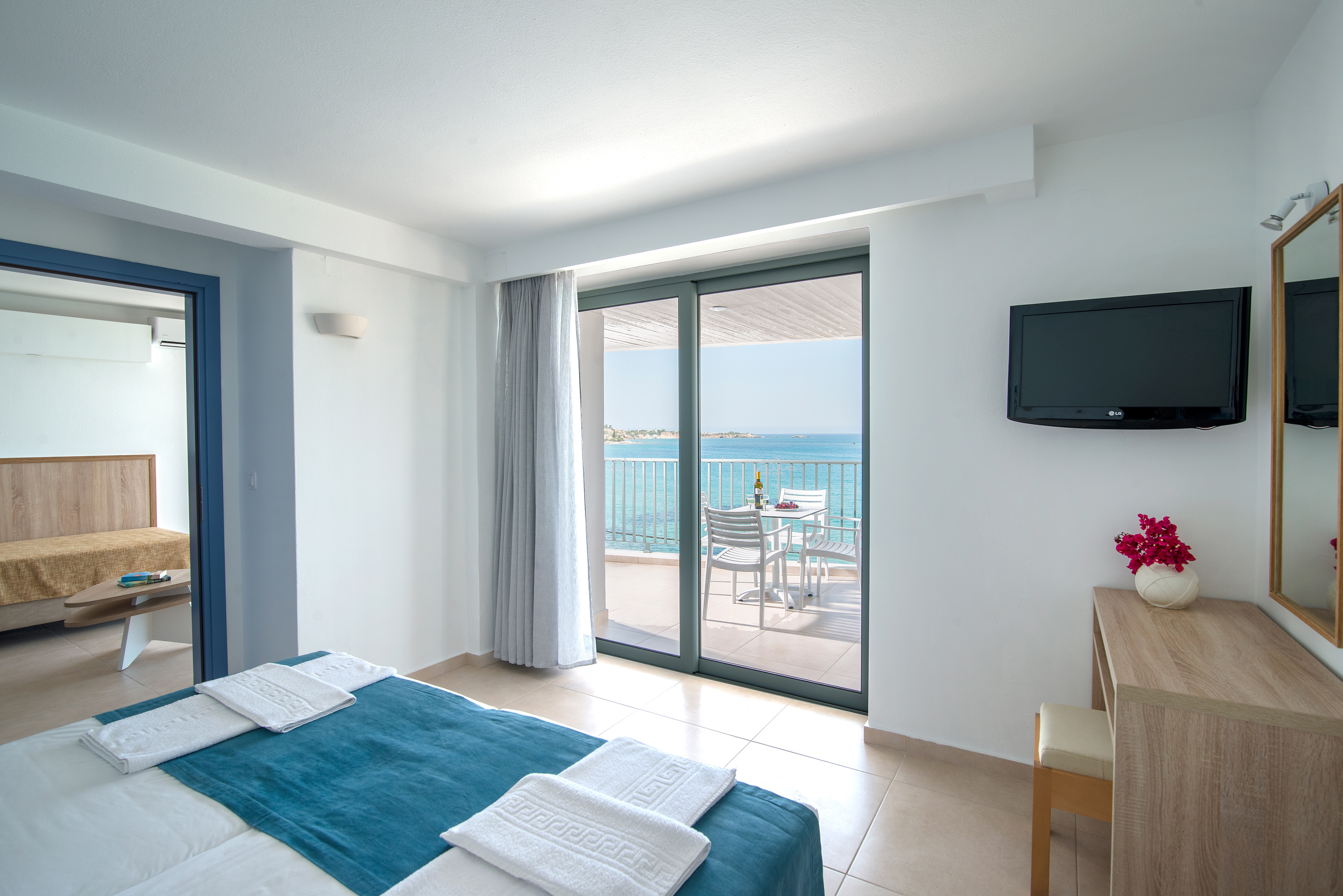 Alia Beach Hotel foto 30