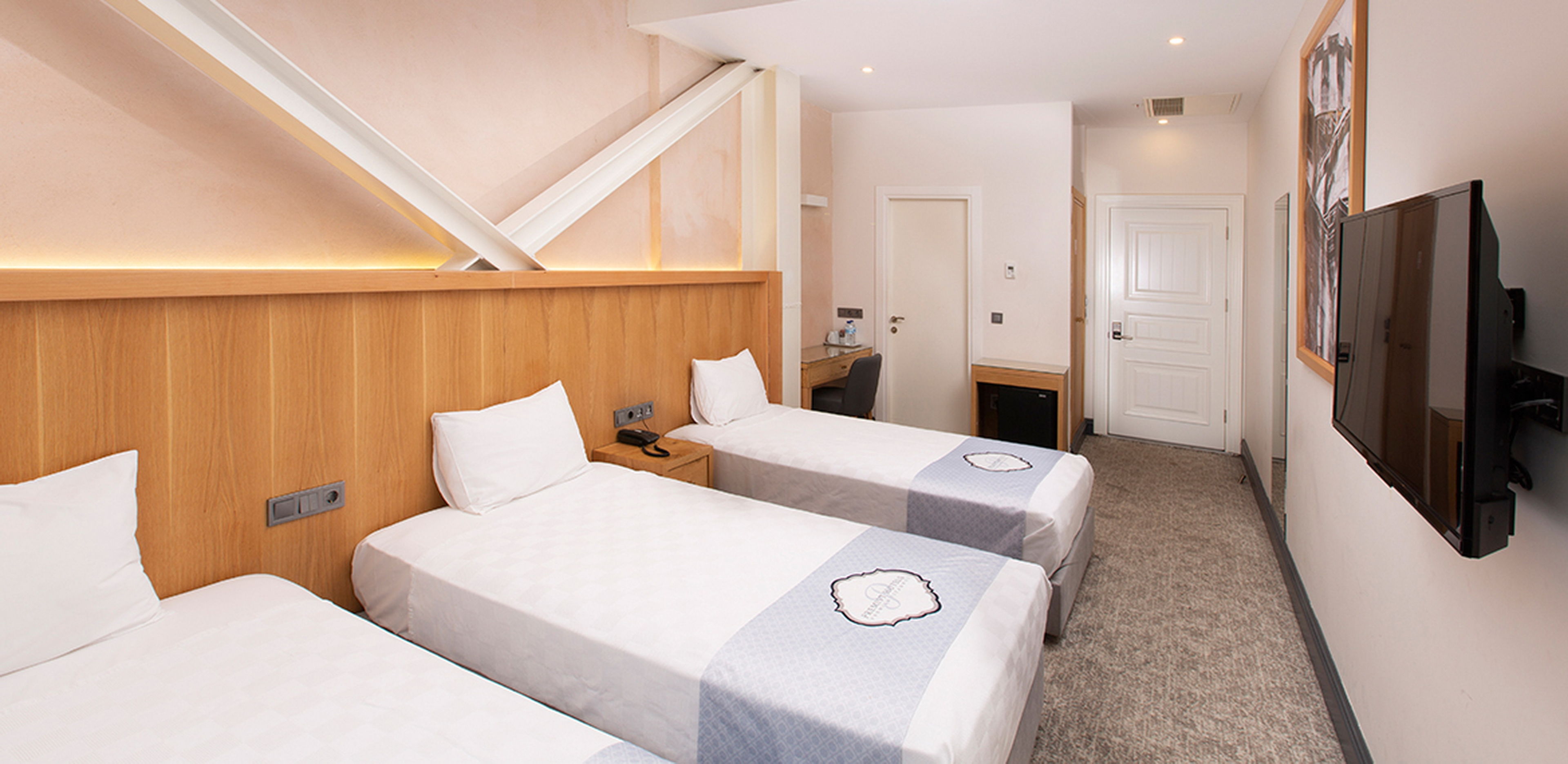 Premist Hotels Taksim image 2