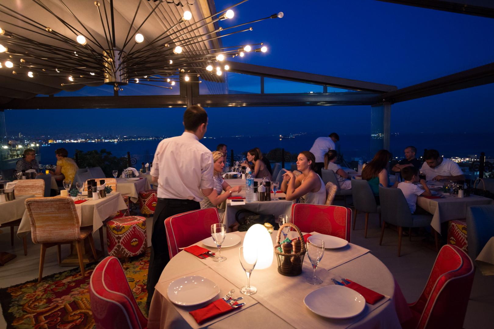 Tria Hotel Istanbul image 3
