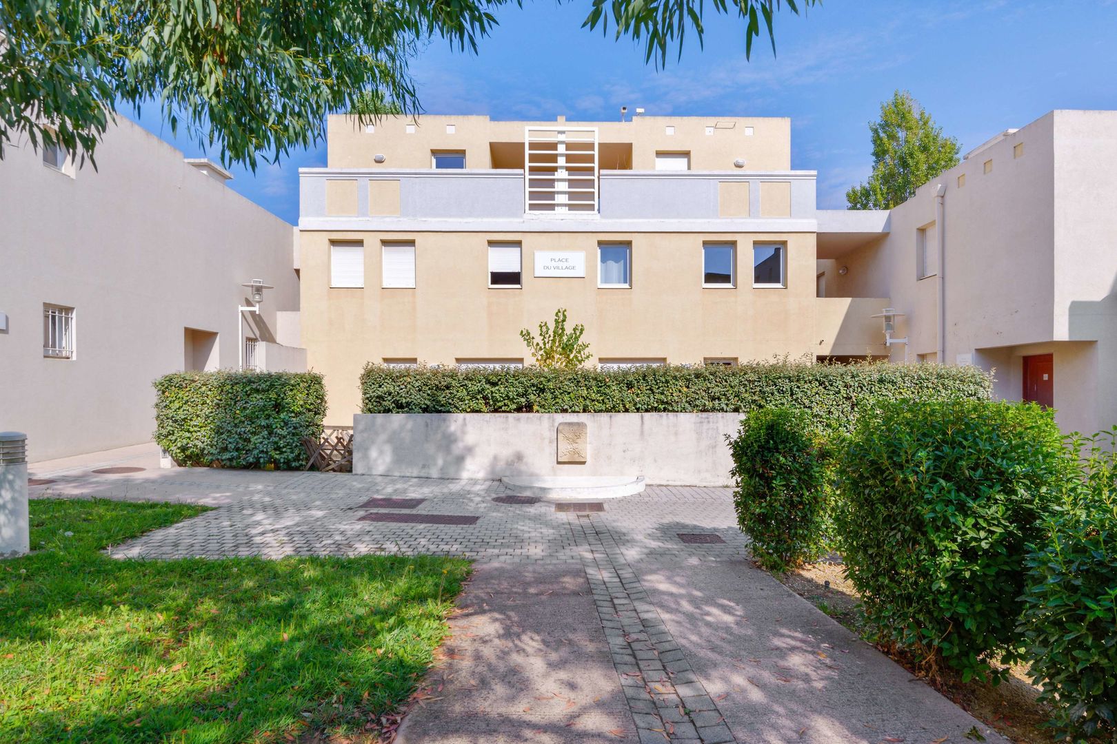 Comfort Aparthotel Six-Fours image 2