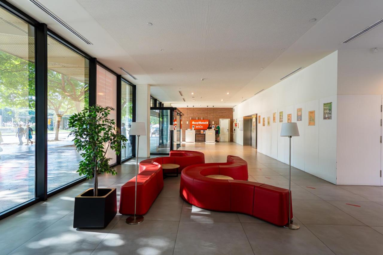 easyHotel Barcelona Fira foto 3