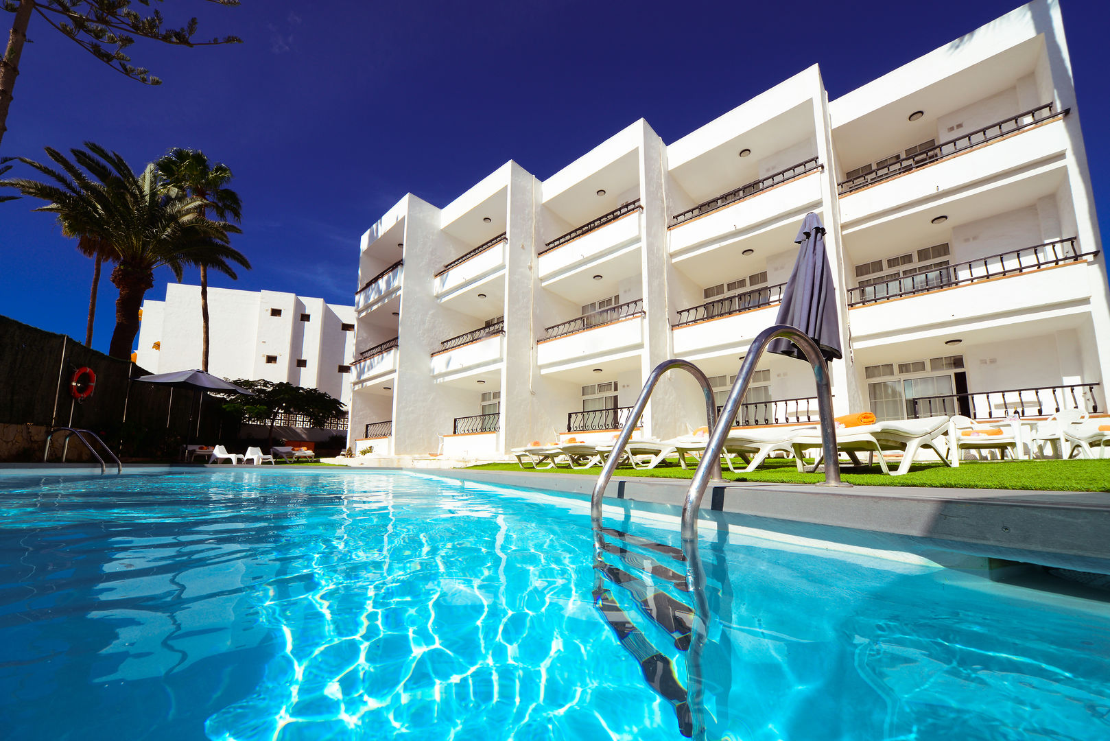 Atlantic Sun Beach image 0