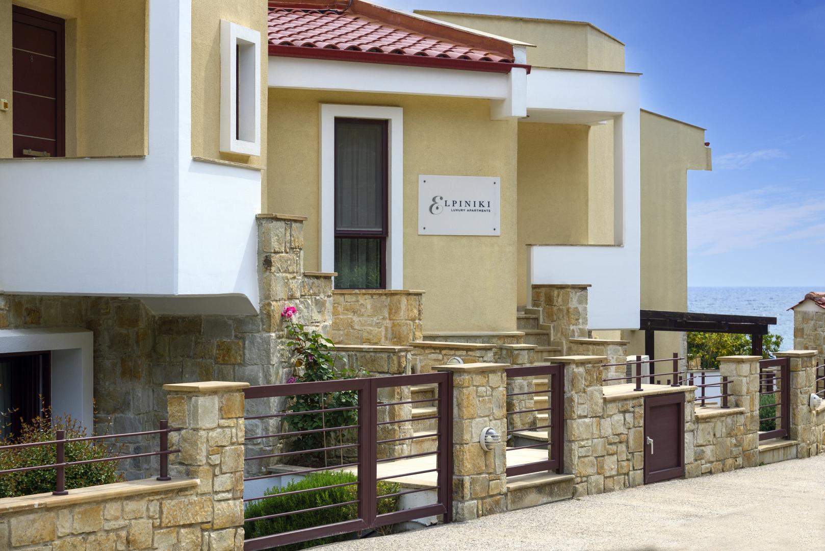 Elpiniki Luxury Apartments foto 34