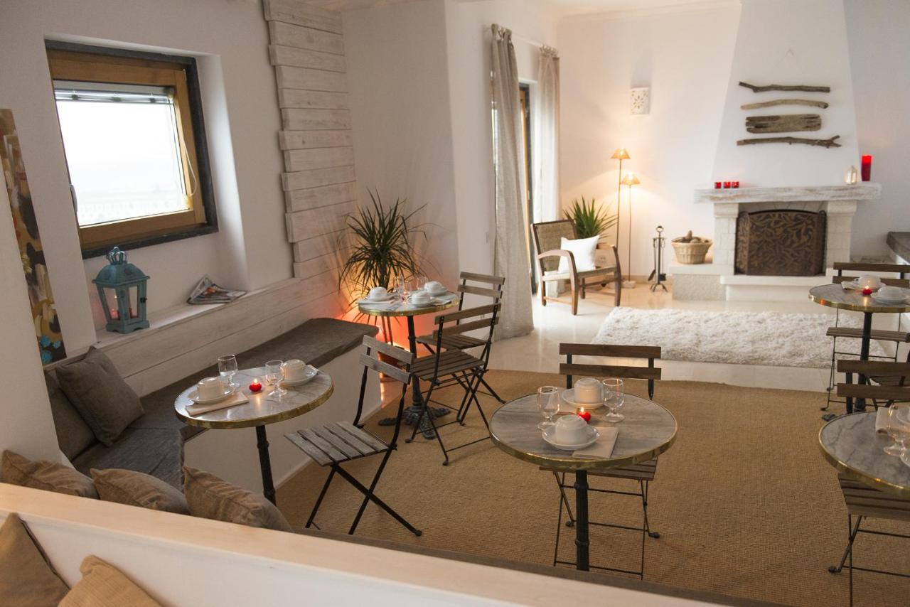 WOT Ericeira Surf Hostel foto 3