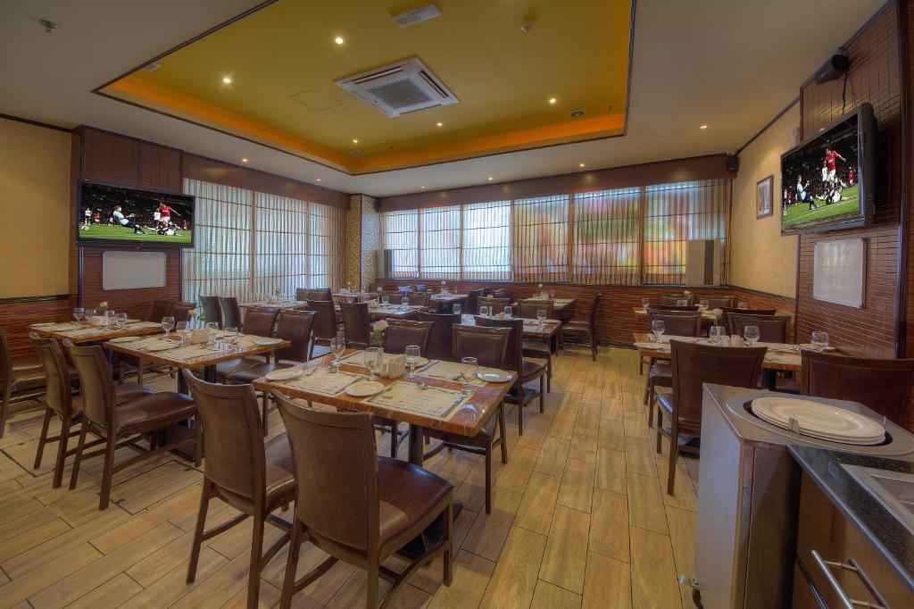 Fortune Pearl Hotel, Deira, Dubai image 2