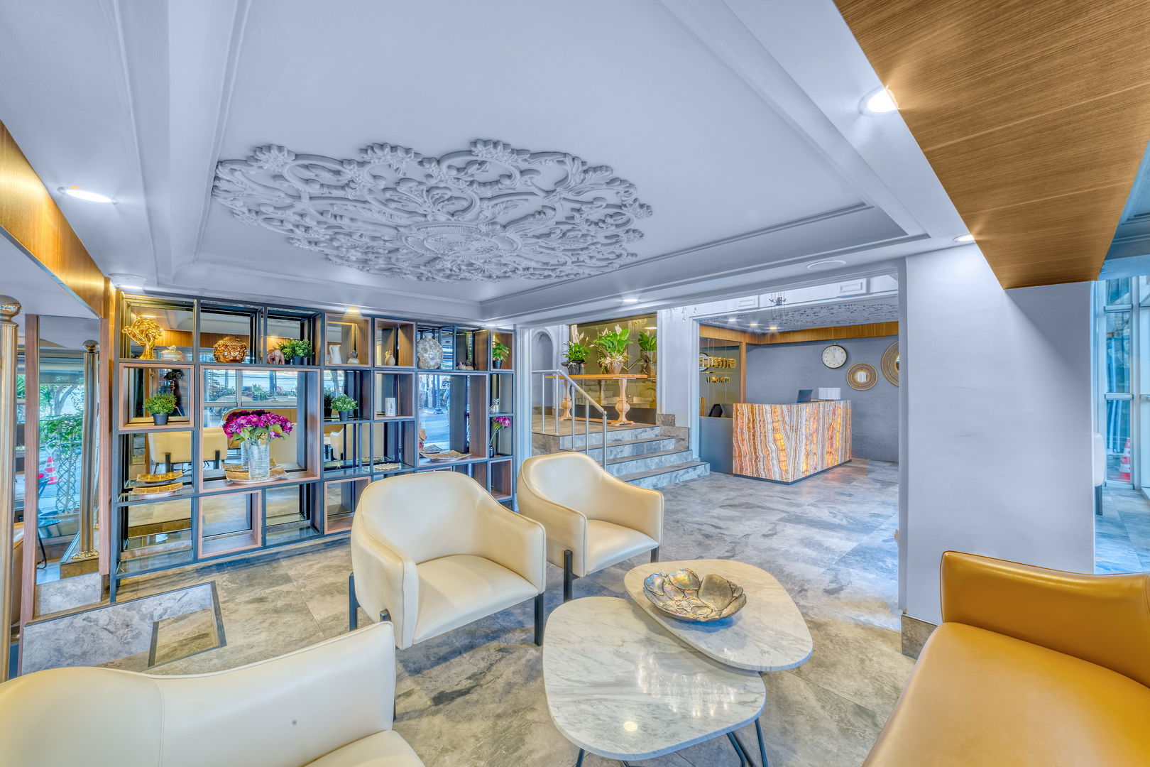 Numa Port Hotel image 3