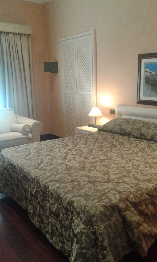 Colosseo Studio Suites foto 19
