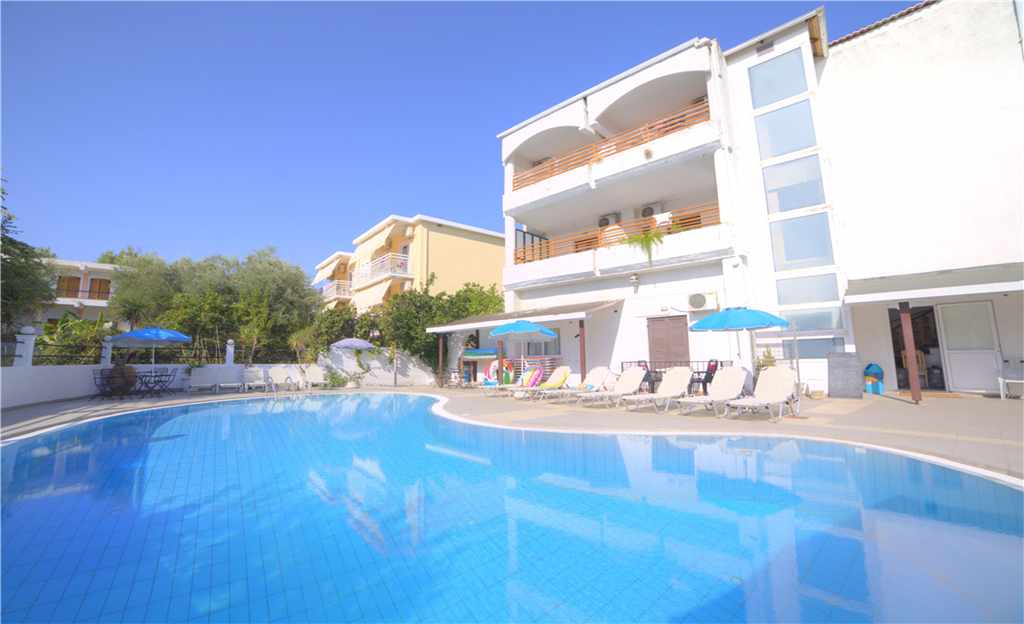 Louvre Hotel image 3