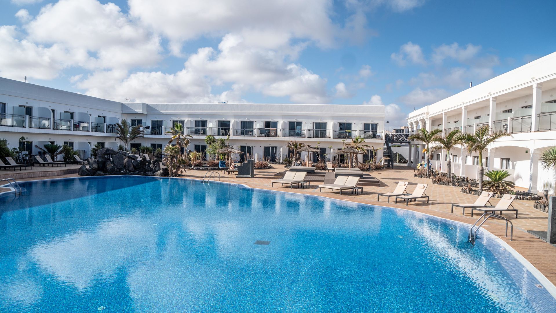 Coral Cotillo Beach Hotel image 0