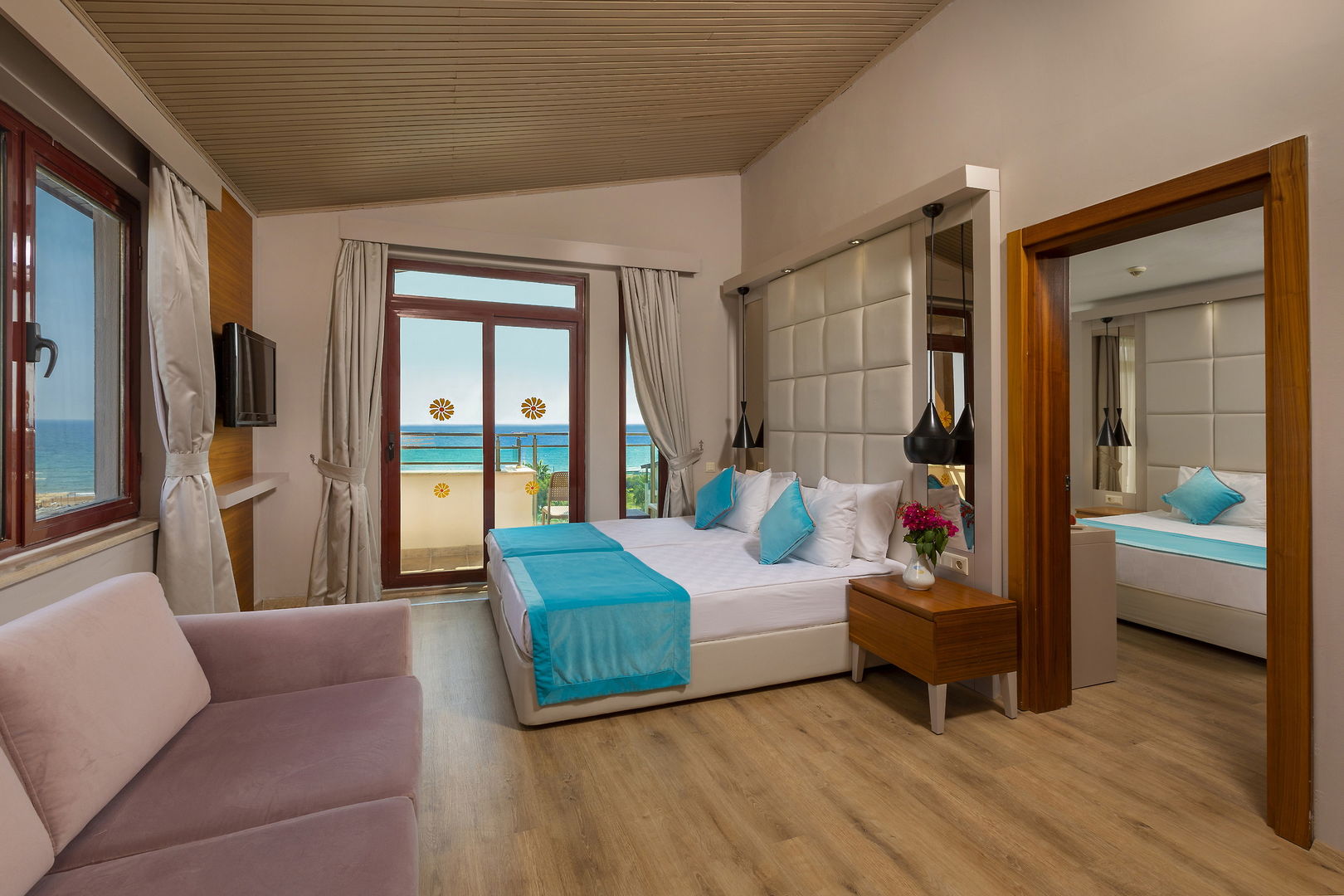 Bella Resort & Spa image 1
