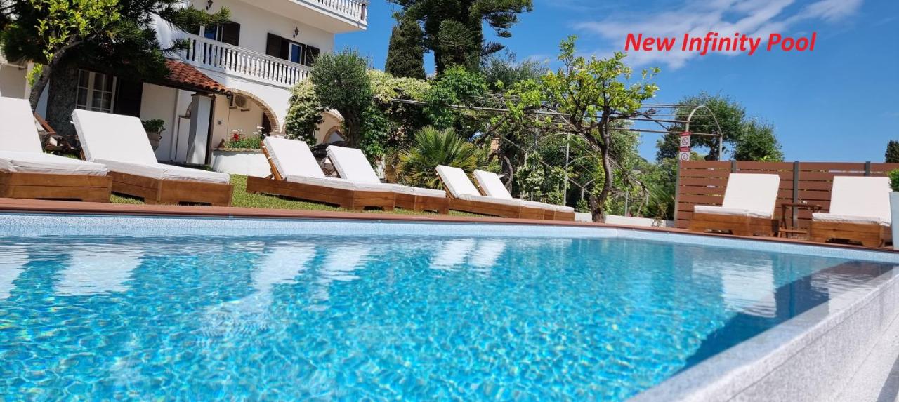 Bella Vista Hotel & Studios foto 3